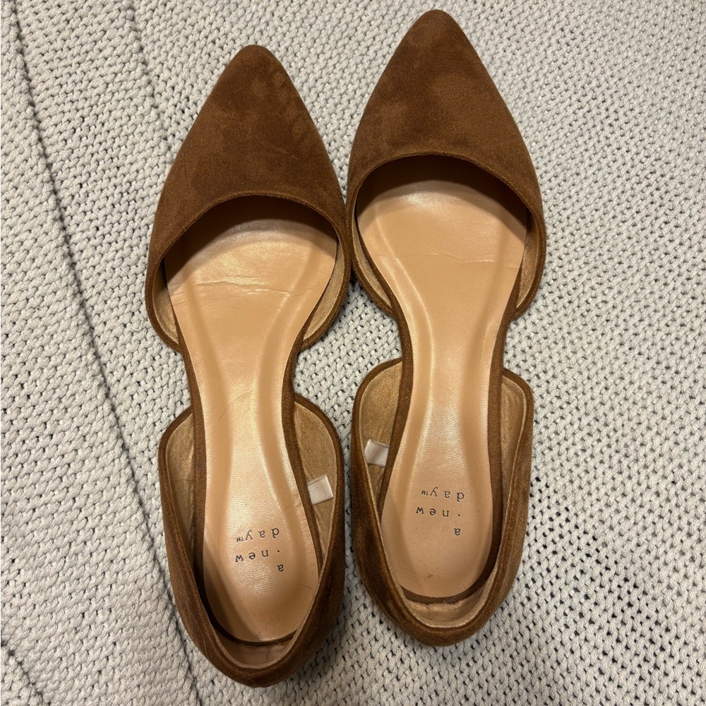 A New Day Julie Flats